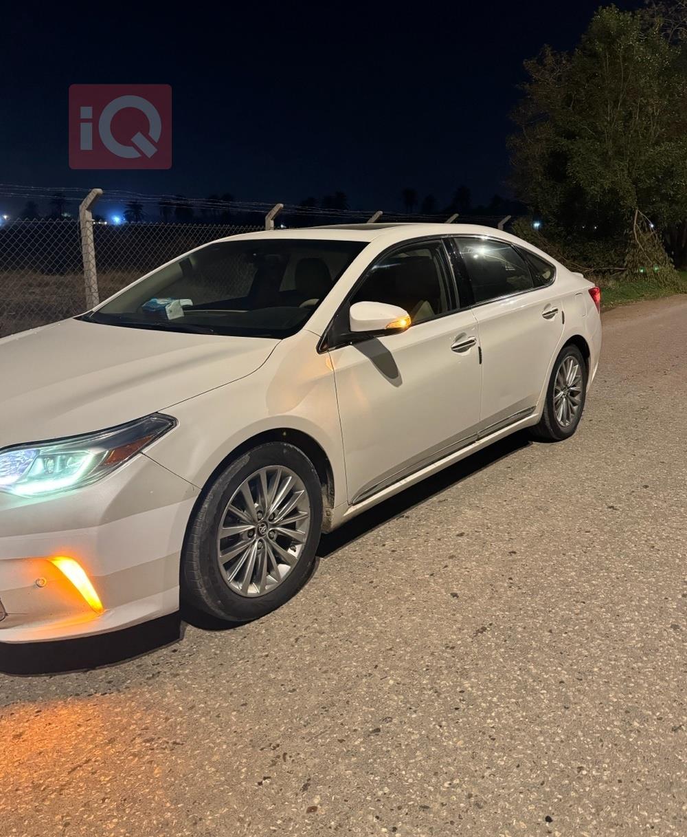 تويوتا أفالون